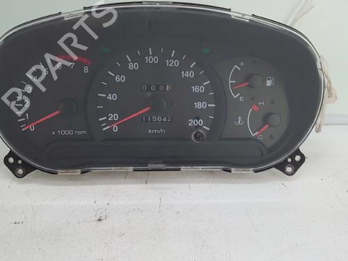 Used Instrument cluster HYUNDAI H-1 / STAREX Bus (A1) [1997-2026]  31874394
