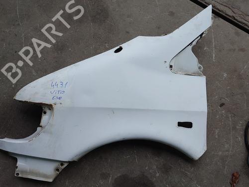 Guarda-lamas esquerdo Guarda-lamas esquerdo MERCEDES-BENZ VITO Van (W638) 108 D 2.3 (638.064, 638.068) (79 hp) 24206871 24206871