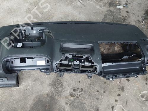 Used Dashboard Dashboard 30710311 30710311