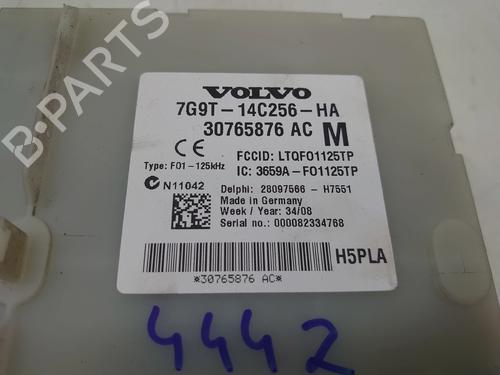 Fuse box VOLVO S80 II (124) 2.0 TDi | BP32272564E1 - Image 2