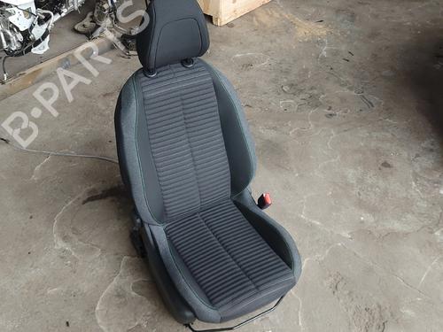 Used Right front seat Right front seat 31873476 31873476