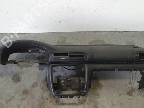 Instrumentbord VW PASSAT B5 (3B2) [1996-2001]  32660739