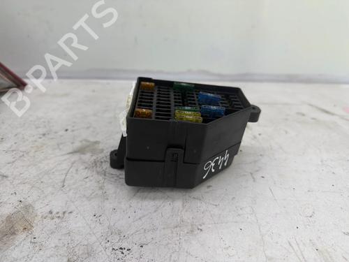 Used Fuse box Fuse box VW PASSAT B6 Variant (3C5) 1.6 FSI (115 hp) 33710358 33710358