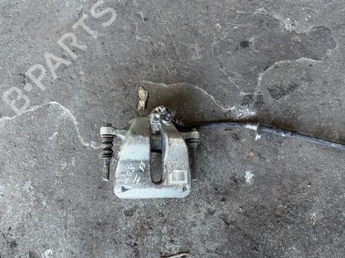 Used Right front brake caliper Right front brake caliper PEUGEOT 208 II (UB_, UP_, UW_, UJ_) 1.2 Hybrid 136 (UPHPYK) (136 hp) 33739566 33739566