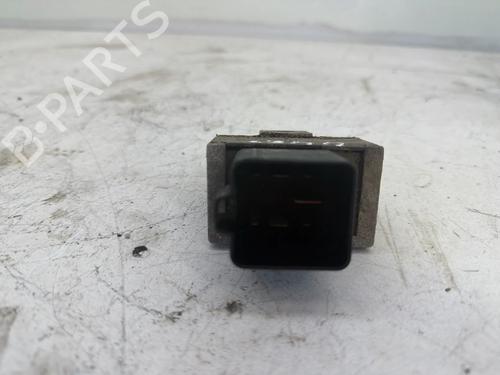 Used Electronic module Electronic module RENAULT MEGANE II (BM0/1_, CM0/1_) 1.5 dCi (BM02, BM13, BM2A, CM02, CM13) (101 hp) 33747972 33747972