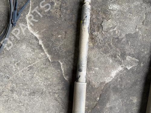 Højre bagtil støddæmper Højre bagtil støddæmper FORD FOCUS III [2010-2020] 33802639 33802639