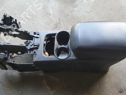 Apoyobrazos central Apoyobrazos central FORD FOCUS III [2010-2020] 33906786 33906786