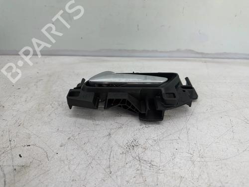 Used Front left interior door handle Front left interior door handle PEUGEOT 208 II (UB_, UP_, UW_, UJ_) e-208 (136 hp) 33907196 33907196
