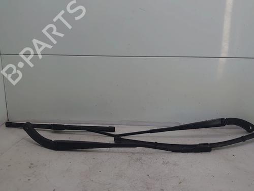 Used Front windshield wiper arm Front windshield wiper arm RENAULT KANGOO III Box Body/MPV 1.5 Blue dCi 95 (FJAB) (95 hp) 34266025 34266025
