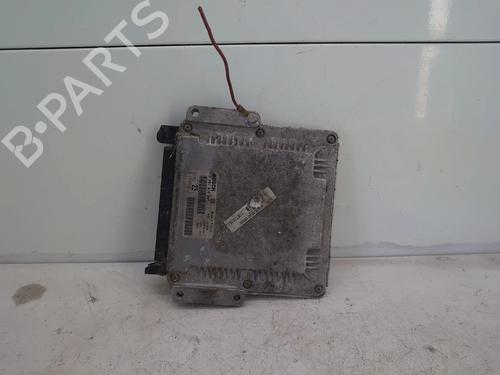Used Engine control unit (ECU) Engine control unit (ECU) CITROËN C5 I Break (DE_) [2001-2004] 34267748 34267748