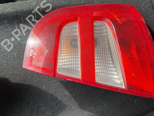 Højre baglygte Højre baglygte SKODA FABIA I (6Y2) 1.4 16V (100 hp) 34579837 34579837