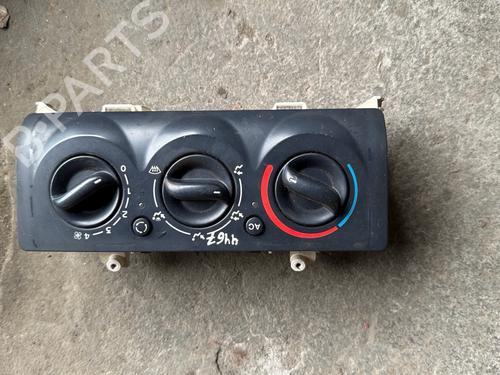 Commande Chauffage Commande Chauffage RENAULT CLIO II (BB_, CB_) 1.2 16V (BB05, BB0W, BB11, BB27, BB2T, BB2U, BB2V, CB05,... (75 hp) 34582132 34582132