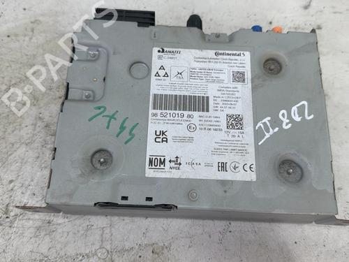 Used Radio Radio PEUGEOT 208 II (UB_, UP_, UW_, UJ_) 1.2 Hybrid 136 (UPHPYK) (136 hp) 35984706 35984706