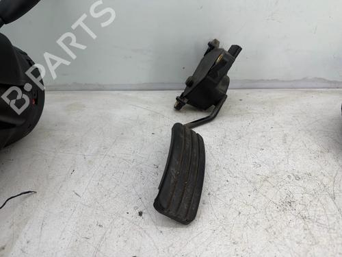 Pedal Pedal RENAULT MEGANE II Estate (KM0/1_) 1.5 dCi (KM0F, KM0T, KM2B) (82 hp) 36307453 36307453