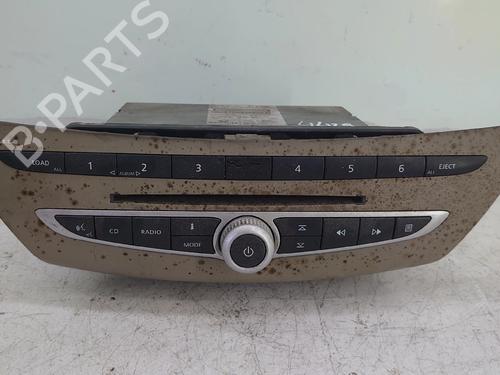Used Radio Radio 36537917 36537917