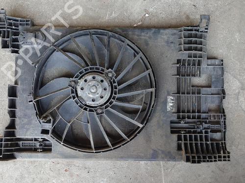 Used Radiator fan Radiator fan 30730413 30730413