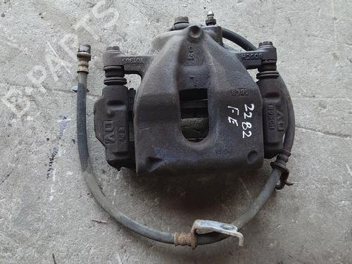Pinza freno delantera izquierda Pinza freno delantera izquierda TOYOTA AURIS (_E15_) 1.4 D-4D (NDE150_, NDE150R) (90 hp) 37000696 37000696