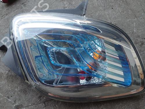 Used Right taillight Right taillight 37000703 37000703