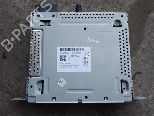 Bilradio Bilradio RENAULT ZOE (BFM_) ZOE (BFMD) (109 hp) 37000718 37000718