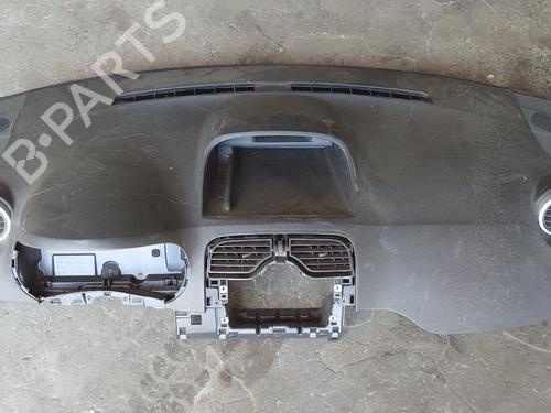 Used Dashboard Dashboard 37028546 37028546
