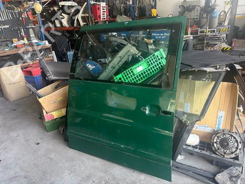 Used Right slide door Right slide door 37082496 37082496