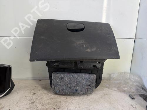 Used Glove box Glove box 37159071 37159071