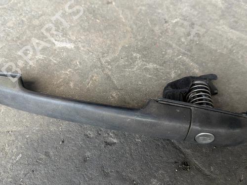 Used Front right exterior door handle Front right exterior door handle 37284098 37284098