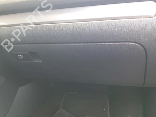 Used Glove box Glove box 37523537 37523537