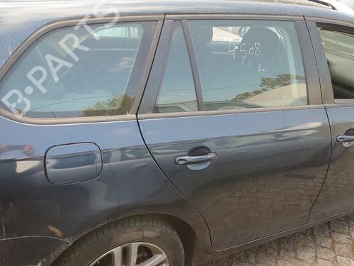 Used Right rear door Right rear door 37523529 37523529