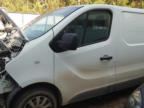 left-front-door-renault-trafic-iii-van-fg_-2014-37523554 main image