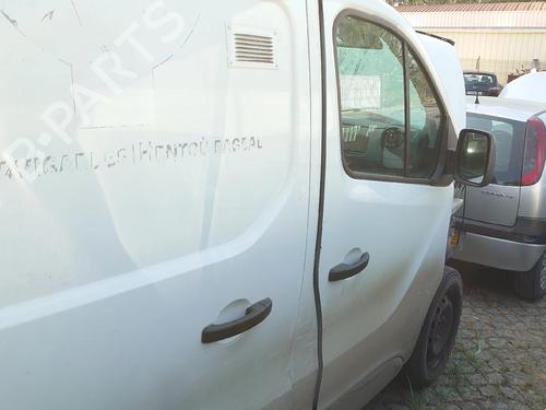right-front-door-renault-trafic-iii-van-fg_-2014-37523553 main image