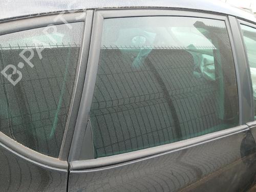 Used Rear right door window Rear right door window 37606518 37606518