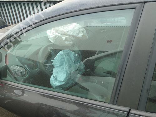 Used Front left door window Front left door window 37606517 37606517