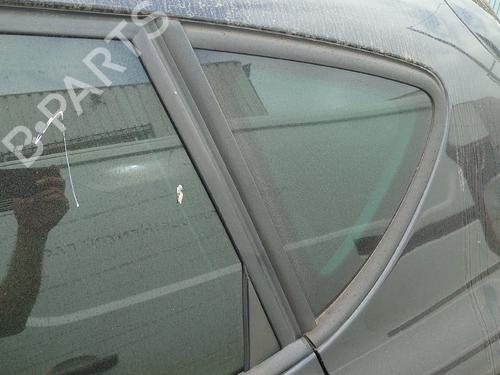 Used Rear left quarter glass Rear left quarter glass 37606515 37606515