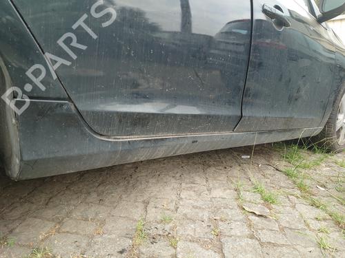 Used Right sideskirt Right sideskirt 37586844 37586844