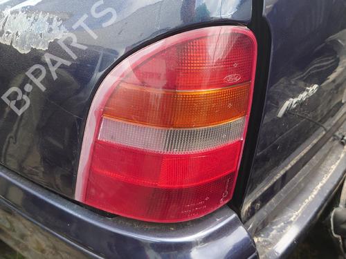 Venstre baglygte Venstre baglygte FORD MONDEO II Turnier (BNP) 1.8 TD (90 hp) 37639583 37639583