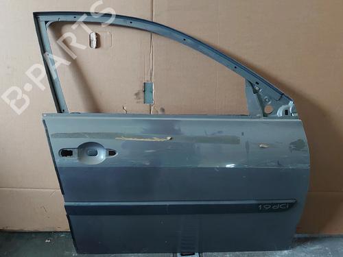 Used Right front door Right front door 21607335 21607335