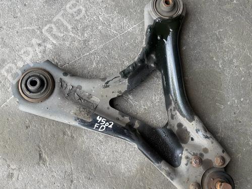 Used Right front suspension arm Right front suspension arm 38001680 38001680