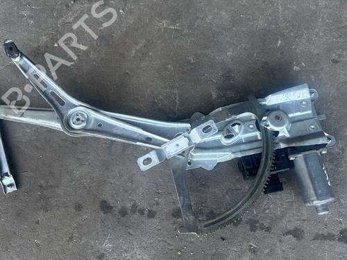 Used Right front window motor Right front window motor 38020024 38020024