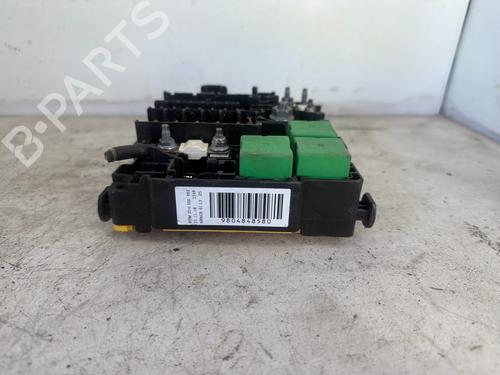 Used Fuse box Fuse box 38038895 38038895