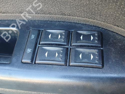 Used Left front window switch Left front window switch 38097599 38097599