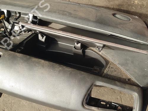 Instrumentbræt PEUGEOT 807 (EB_) 2.2 HDi | BP38646486C46 - Image 2