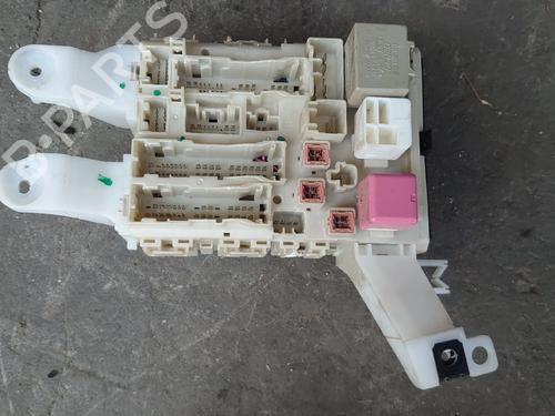 Used Fuse box Fuse box 38726917 38726917