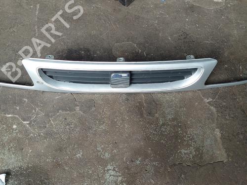 Used Grille Grille 38927682 38927682