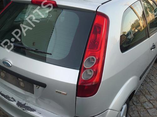 Used Right taillight Right taillight FORD FIESTA V Van 1.4 TDCi (68 hp) 40024380 40024380
