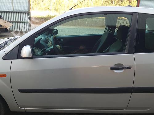 Used Left front door Left front door FORD FIESTA V Van 1.4 TDCi (68 hp) 40024372 40024372