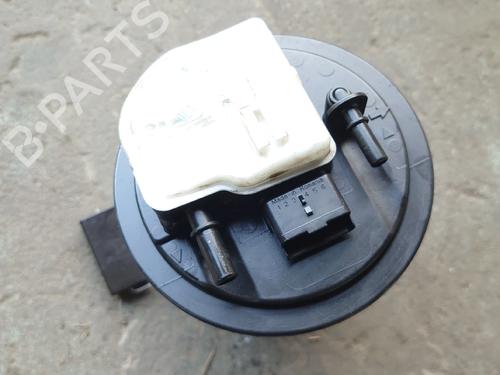 Used Fuel pump Fuel pump PEUGEOT 208 Hatchback Van (CR_) 1.5 BlueHDi 100 (102 hp) 40042421 40042421