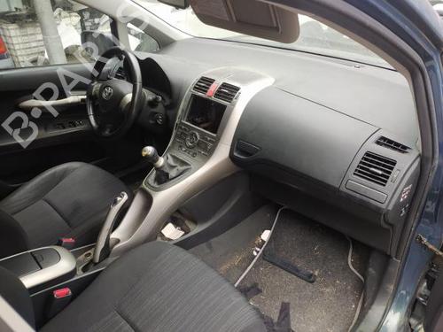 Used Dashboard TOYOTA AURIS (_E15_) 1.4 D-4D (NDE150_, NDE150R) (90 hp) 30128153