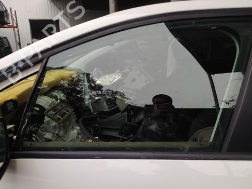 Used Front left door window PEUGEOT 208 Hatchback Van (CR_) 1.5 BlueHDi 100 (102 hp) 30815305