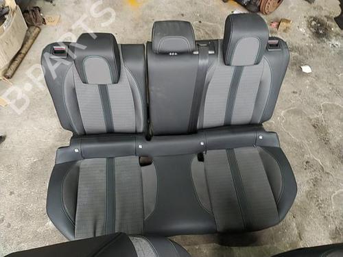 Banco frente direito PEUGEOT 2008 II (UD_, US_, UY_, UJ_, UR_, UC_) 1.5 BlueHDI 100 | BP30792744C16